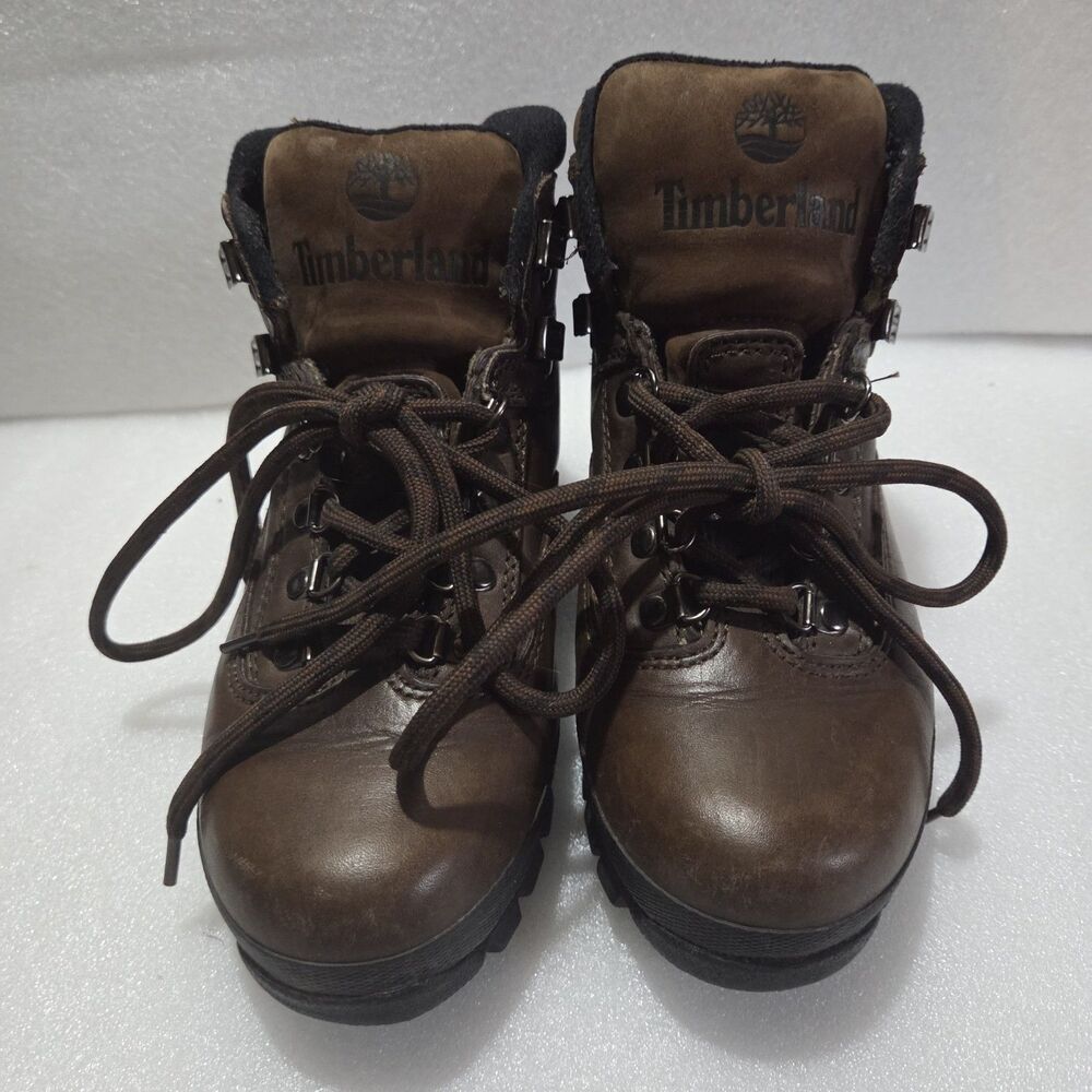 Vintage Men's Timberland  Brown Leather Hiking Boots Size 8